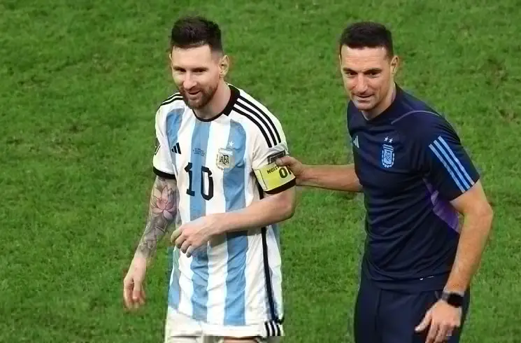lionel scaloni and lionel messi in copa america 2024